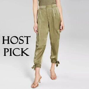NWT YFB pistachio green khaki satin-like cargo pants XS